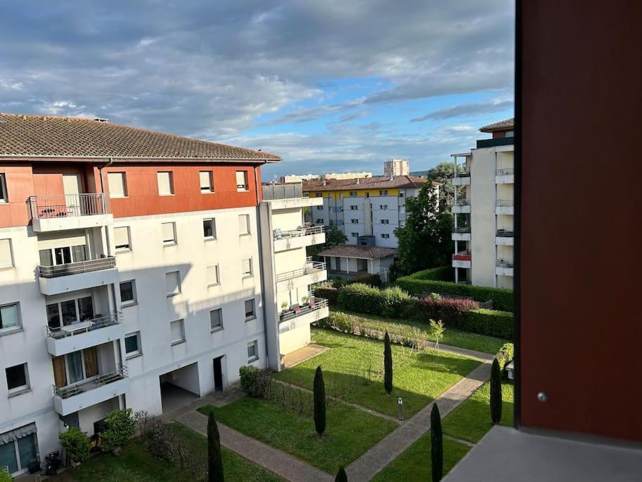 Appartement Cosy Agen Centre Avec Lit King Size Exterior photo